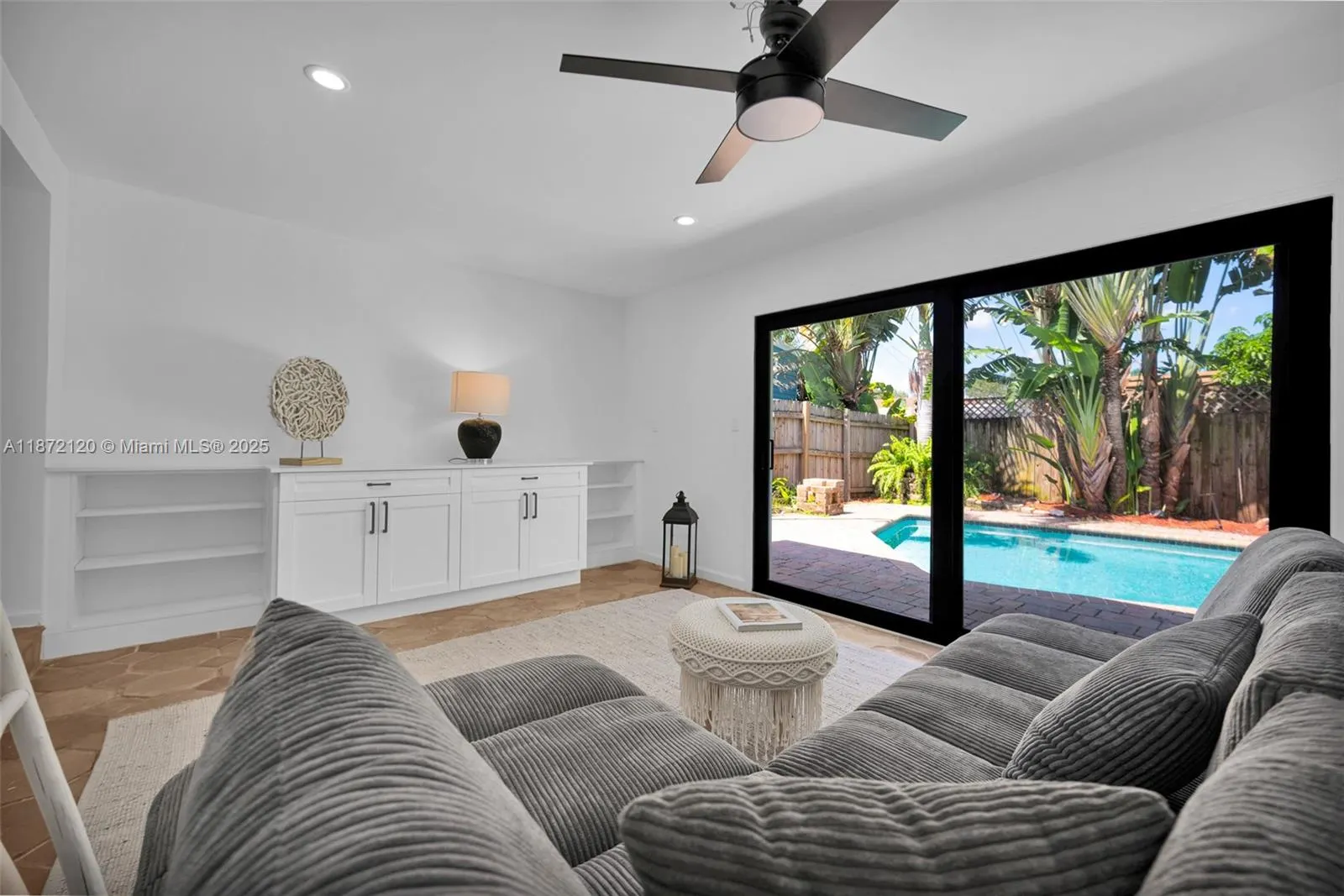 121 NW 55th St