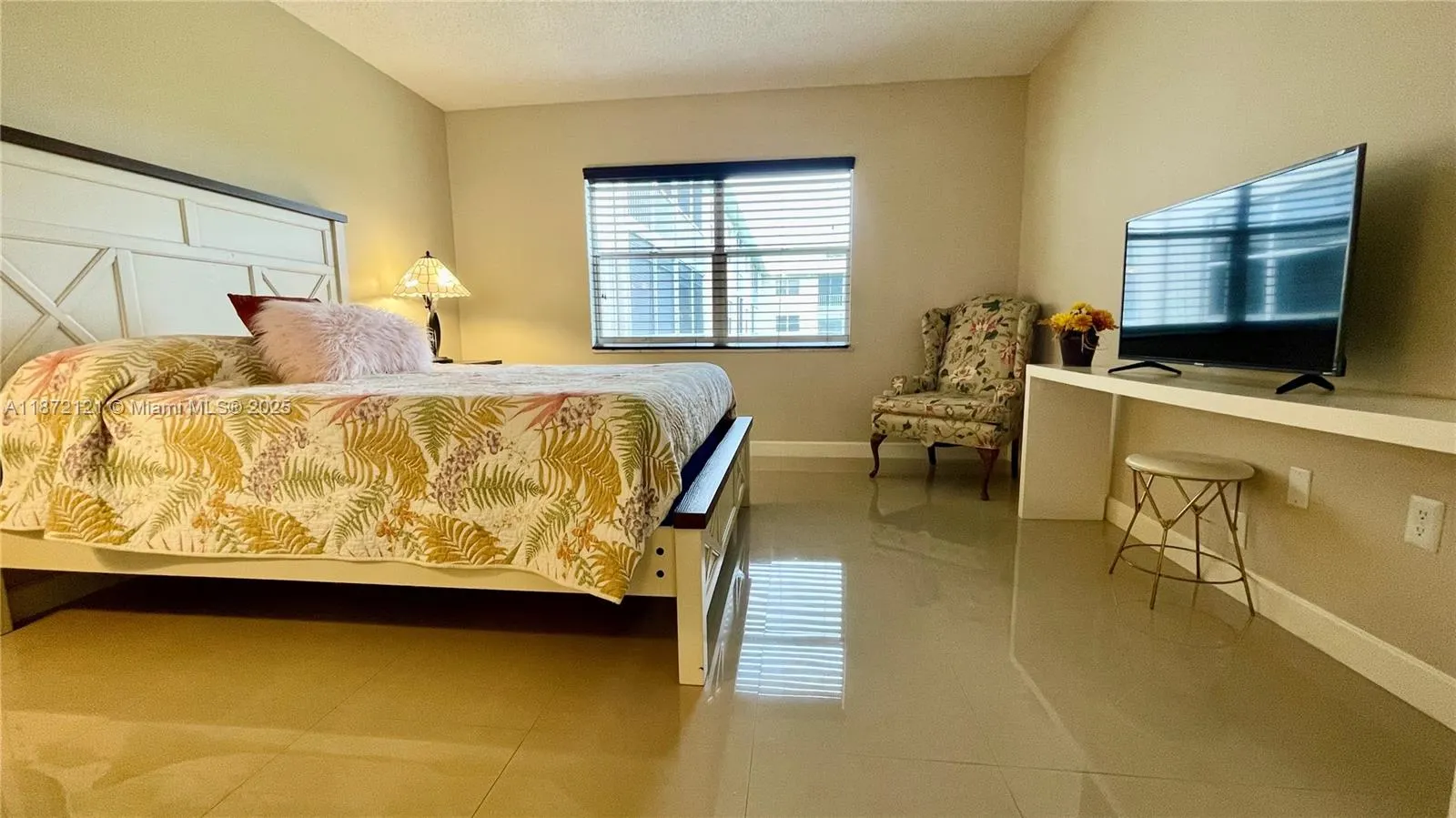 9856 Marina Blvd, #1320