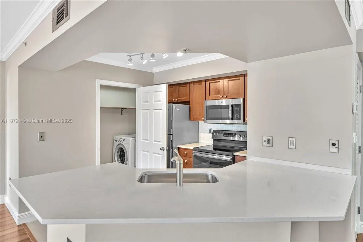 3659 NW Adriatic Ln, #305
