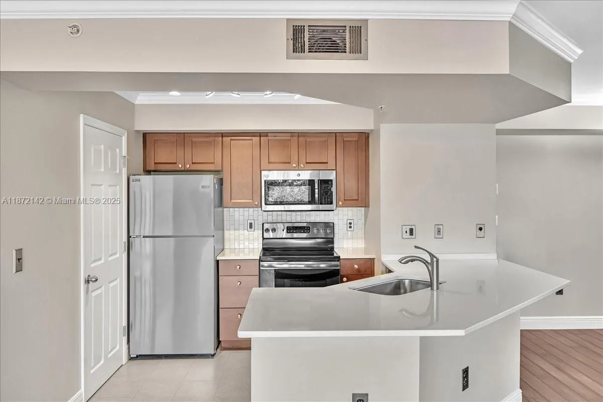 3659 NW Adriatic Ln, #305