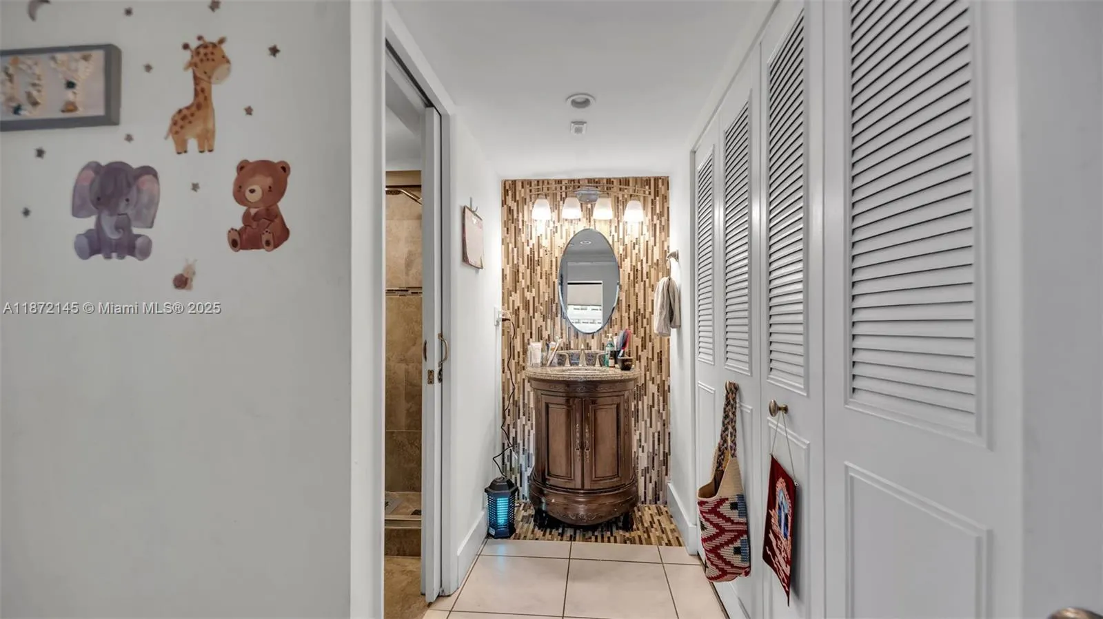 8001 Crespi Blvd, #4B