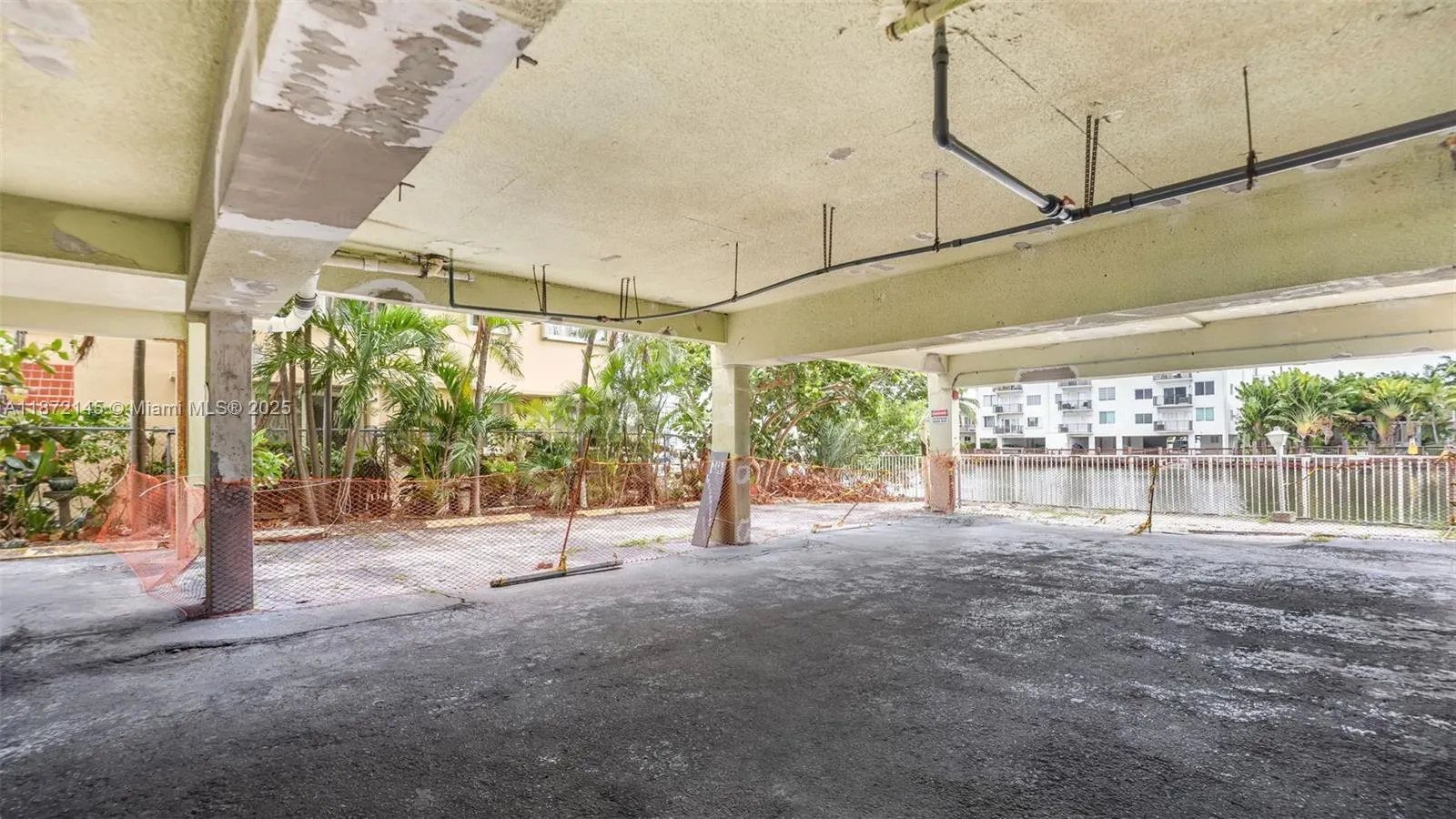 8001 Crespi Blvd, #4B