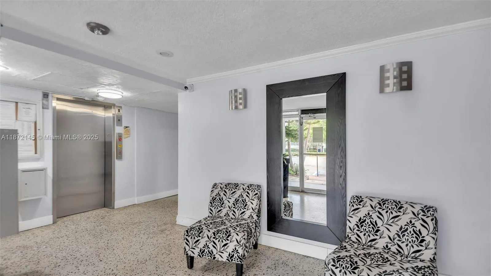 8001 Crespi Blvd, #4B