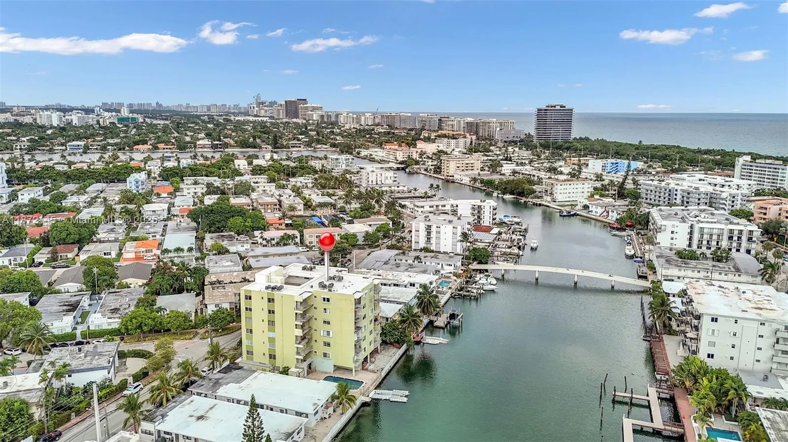 8001 Crespi Blvd, #4B