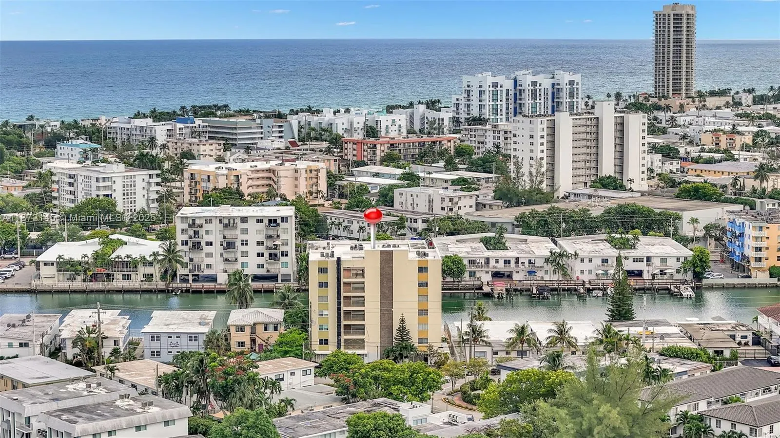8001 Crespi Blvd, #4B