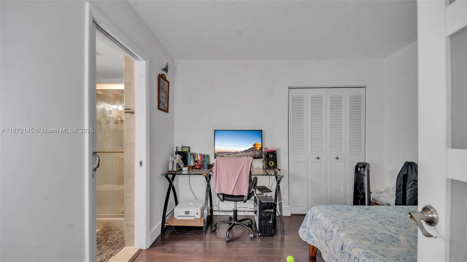 8001 Crespi Blvd, #4B