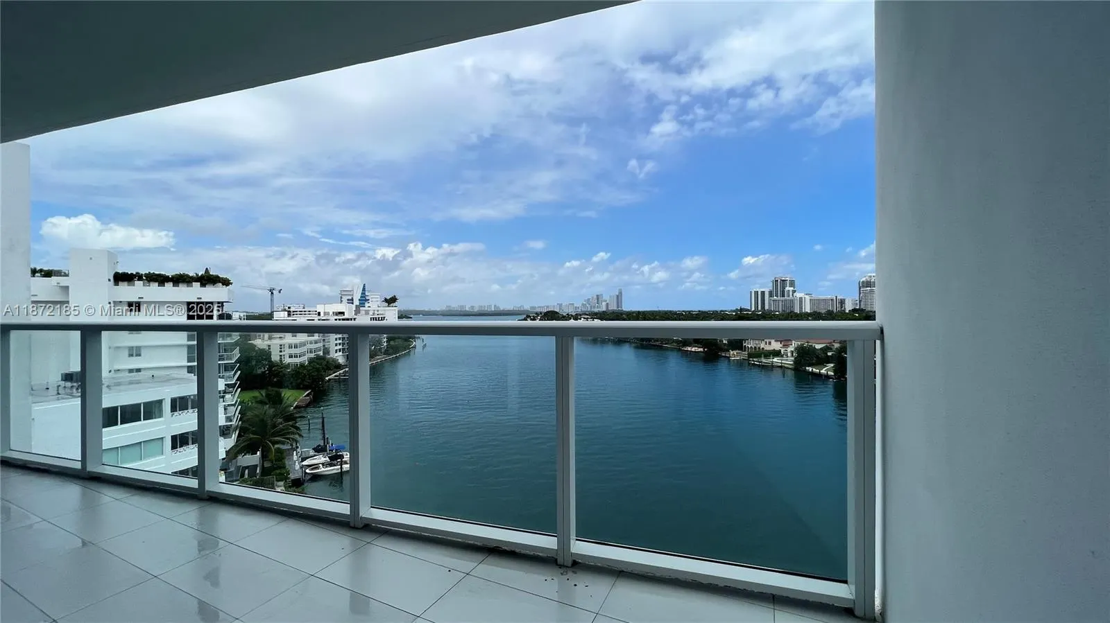 9821 E Bay Harbor Dr, #904