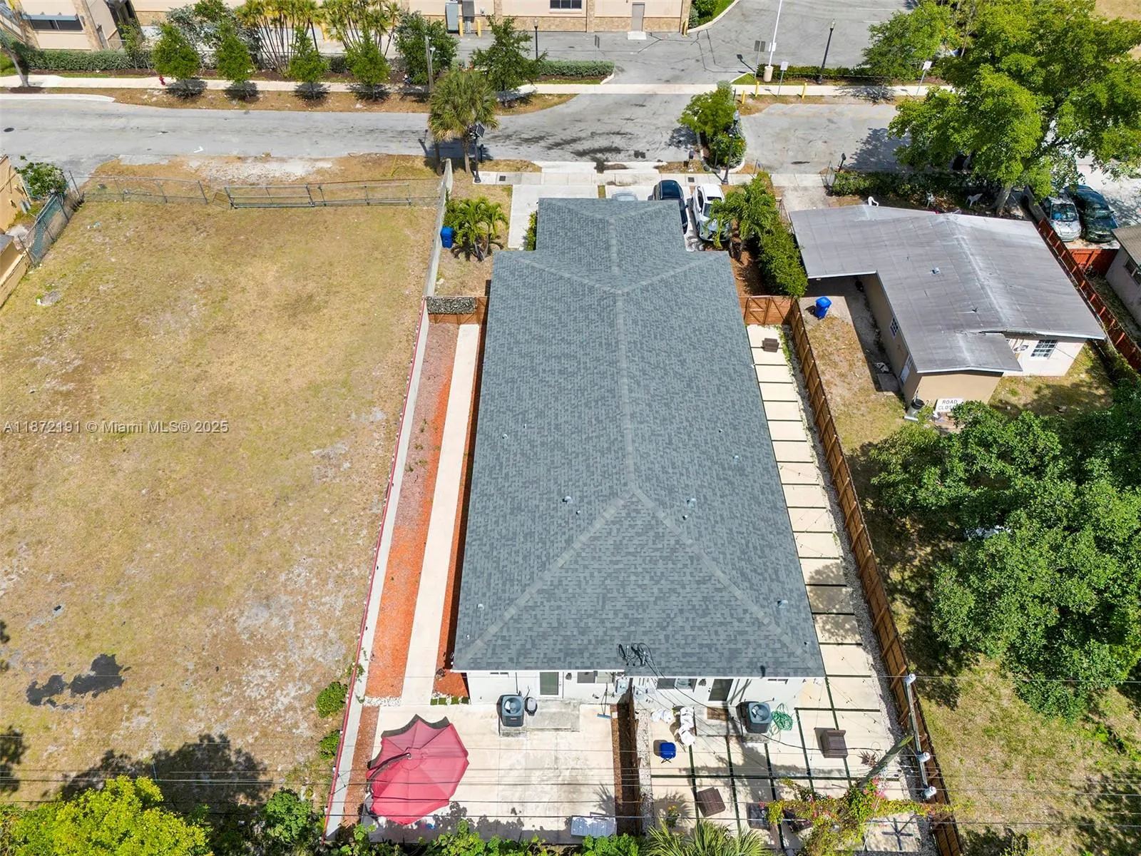 935 NW 2nd Ave