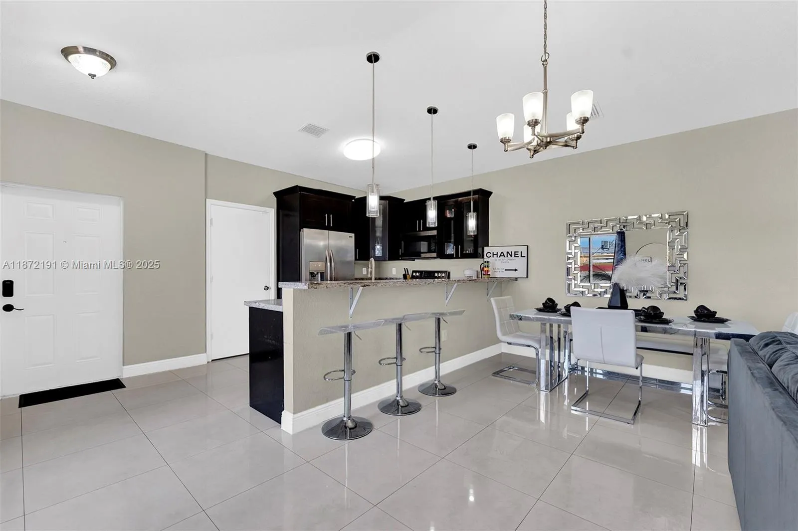 935 NW 2nd Ave