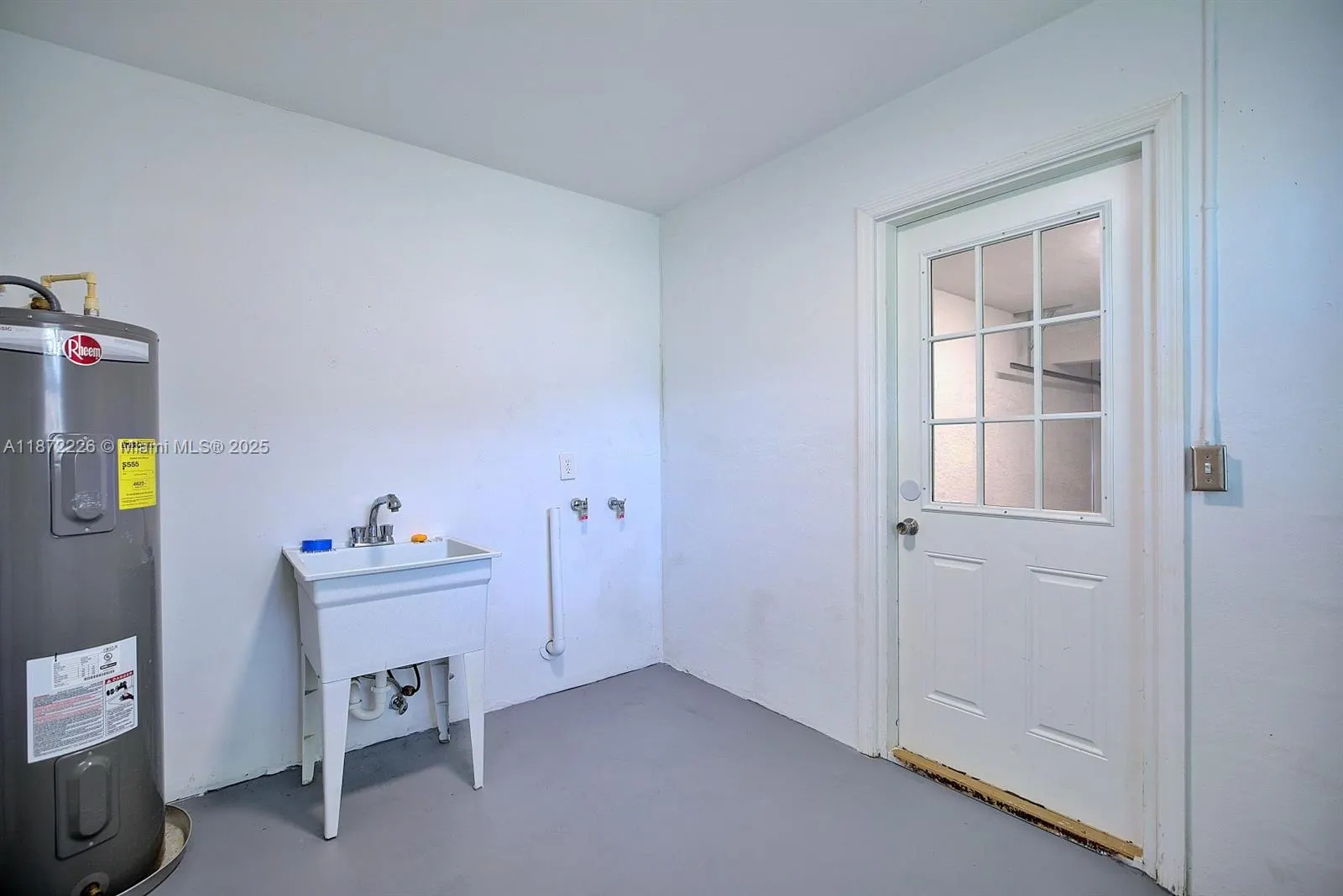 3308 Austin St