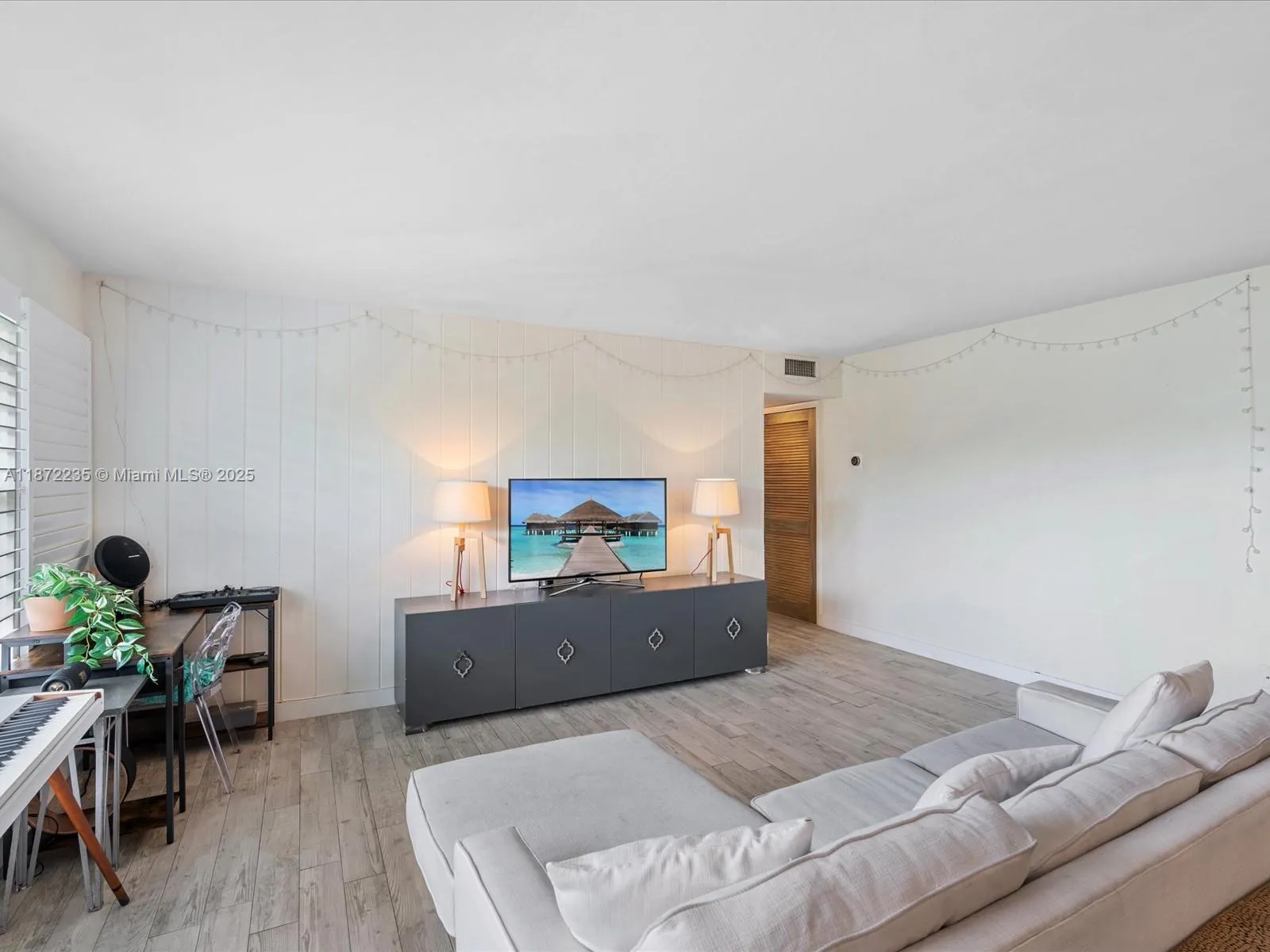 255 Sunrise Dr, #307
