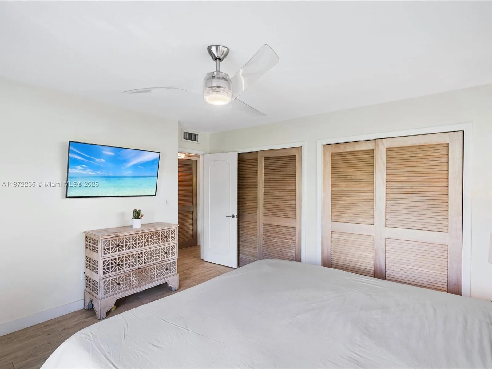 255 Sunrise Dr, #307