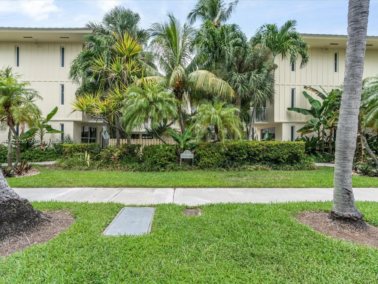 255 Sunrise Dr, #307