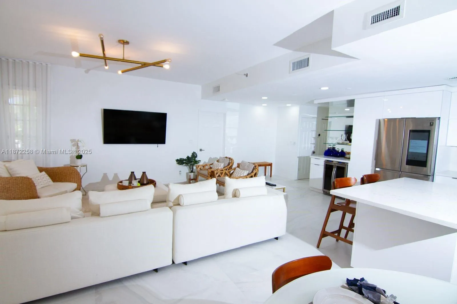 19217 Fisher Island Dr, #19217