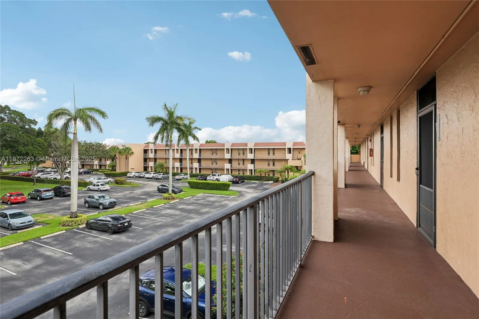 5732 Coral Lake Dr, #308