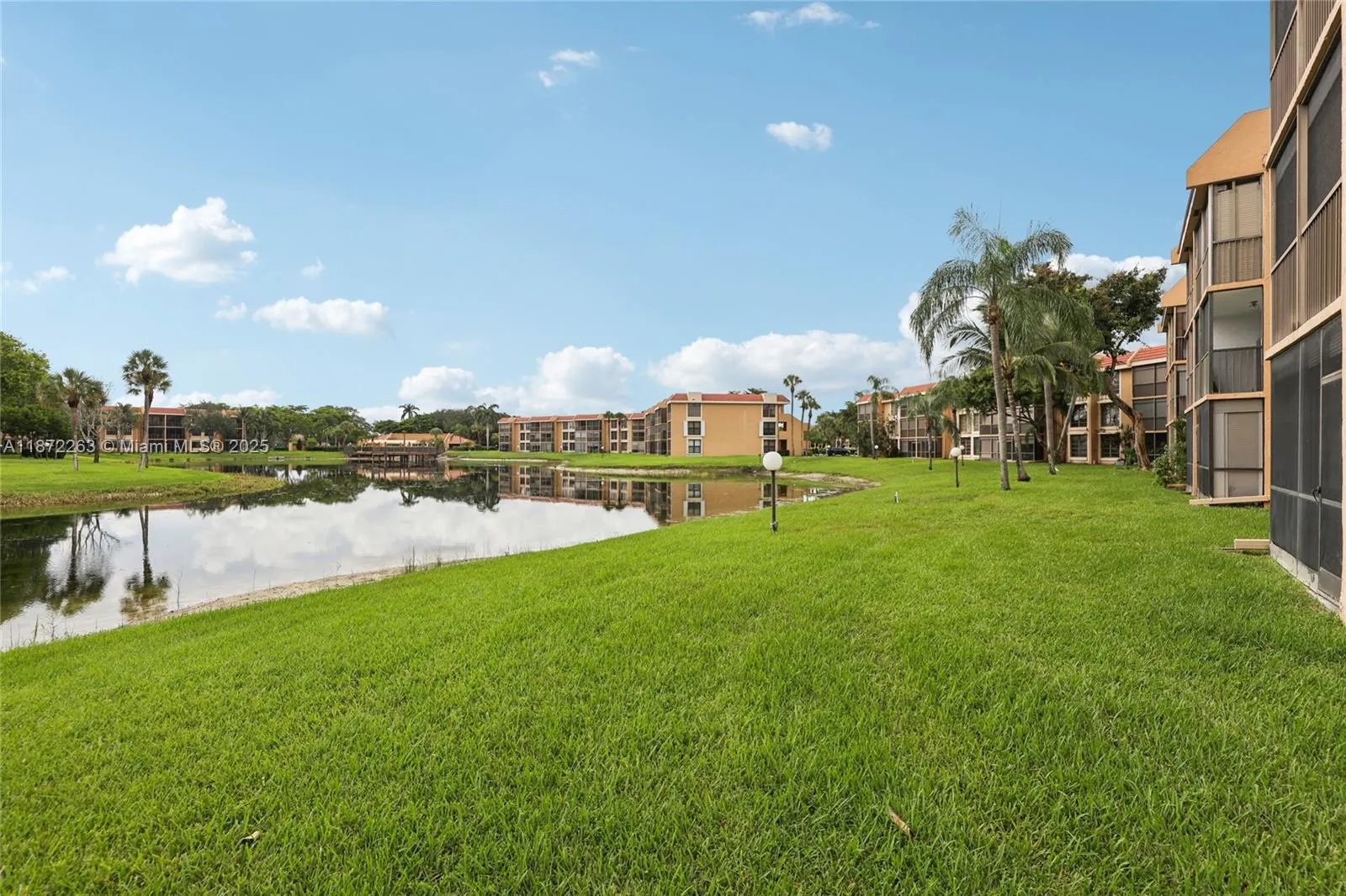 5732 Coral Lake Dr, #308
