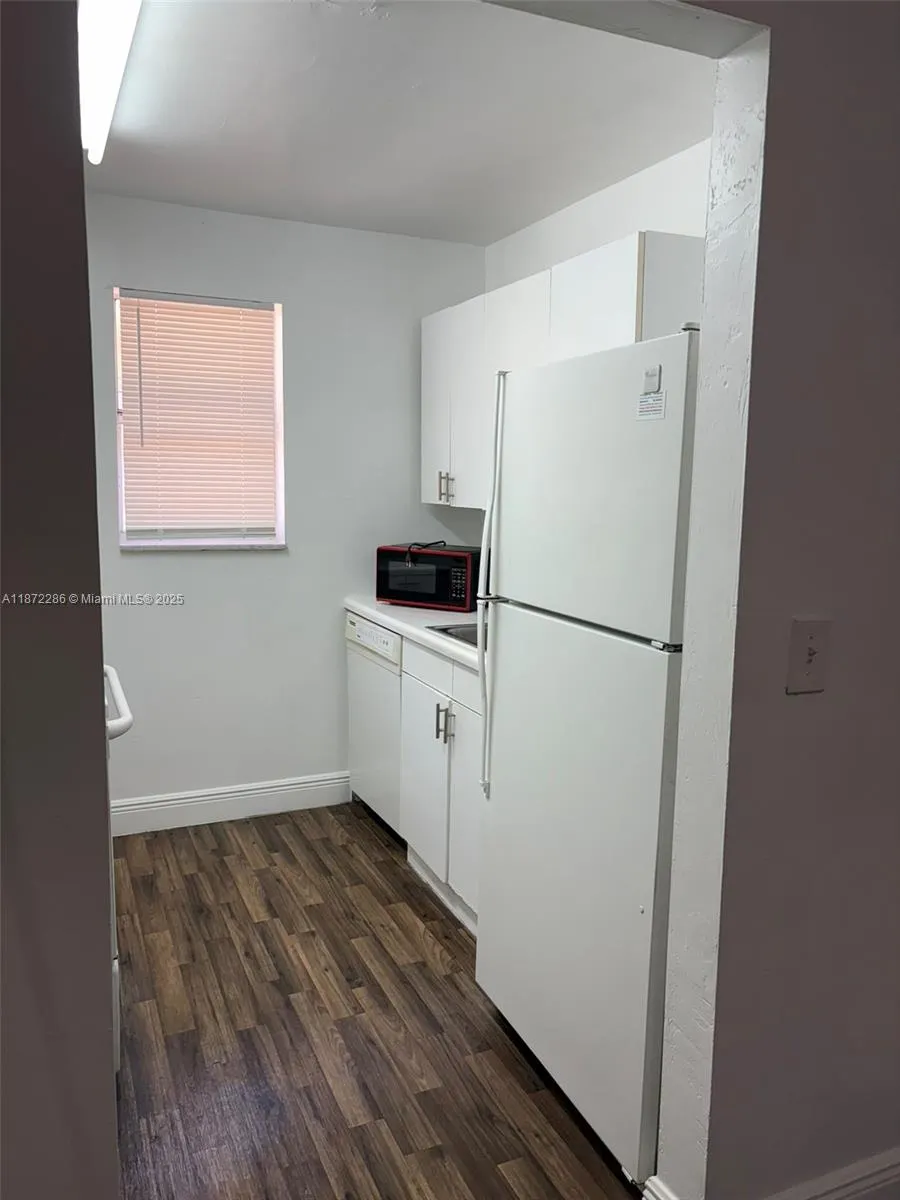 450 SW 2nd Ave, #2040