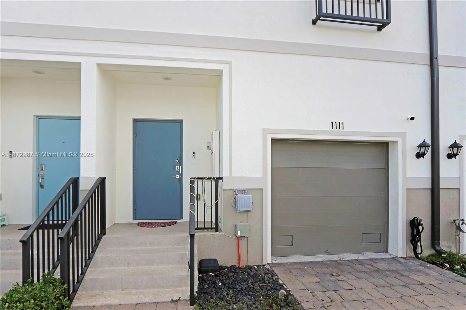 1111 SW 7th Ct