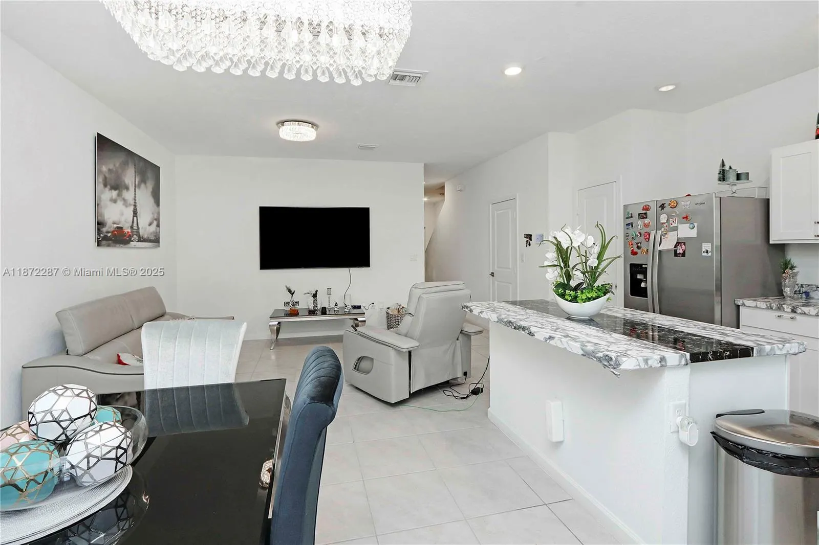 1111 SW 7th Ct