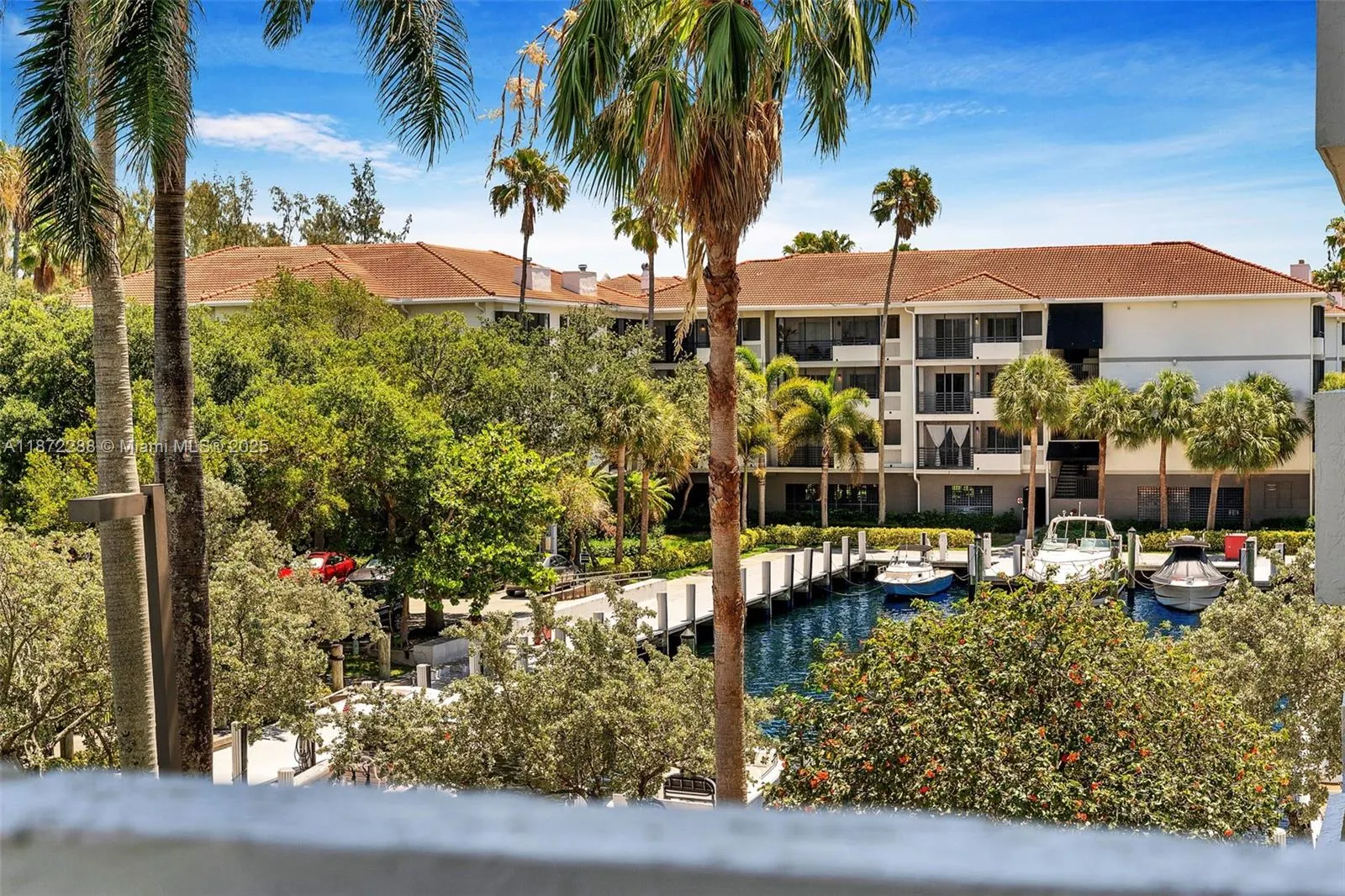 3200 Port Royale Dr N, #311