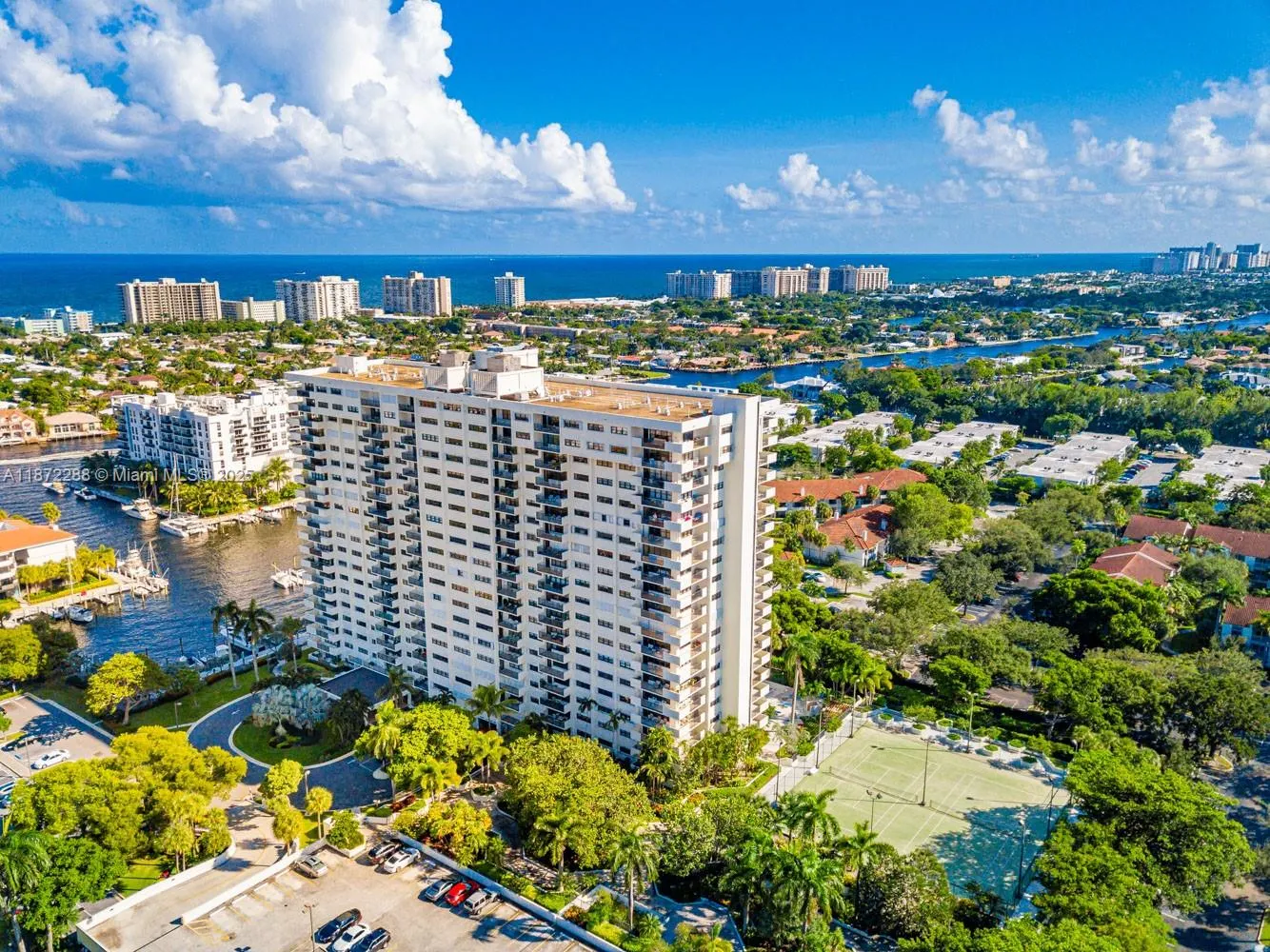 3200 Port Royale Dr N, #311