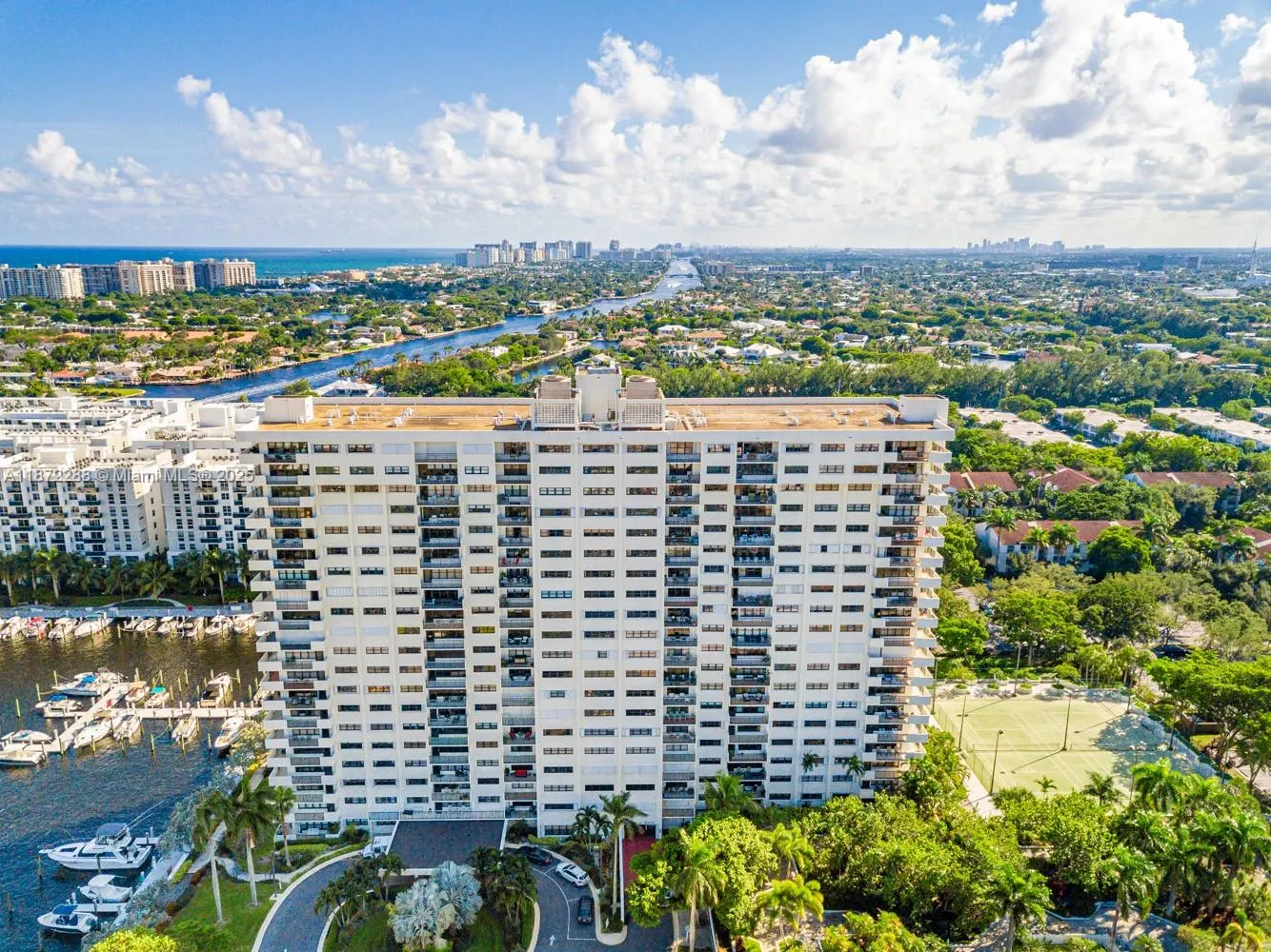 3200 Port Royale Dr N, #311