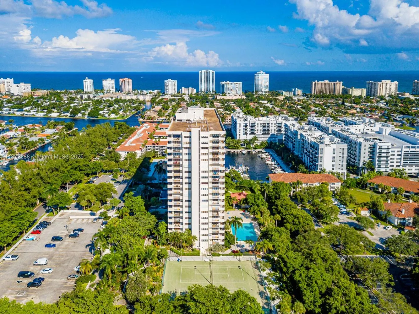 3200 Port Royale Dr N, #311