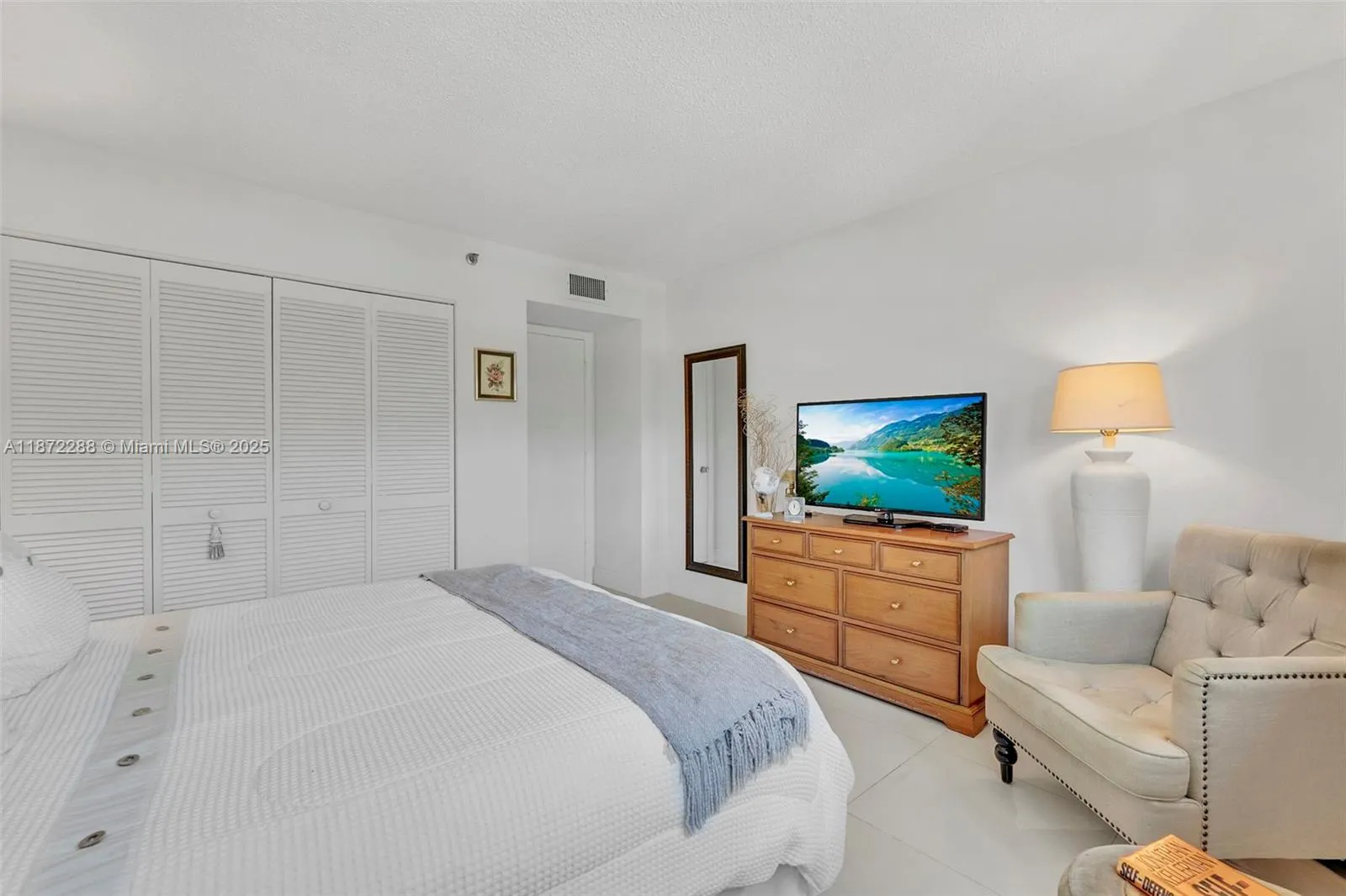 3200 Port Royale Dr N, #311