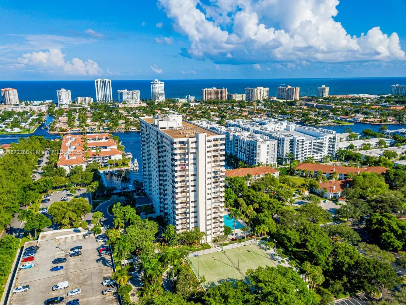 3200 Port Royale Dr N, #311