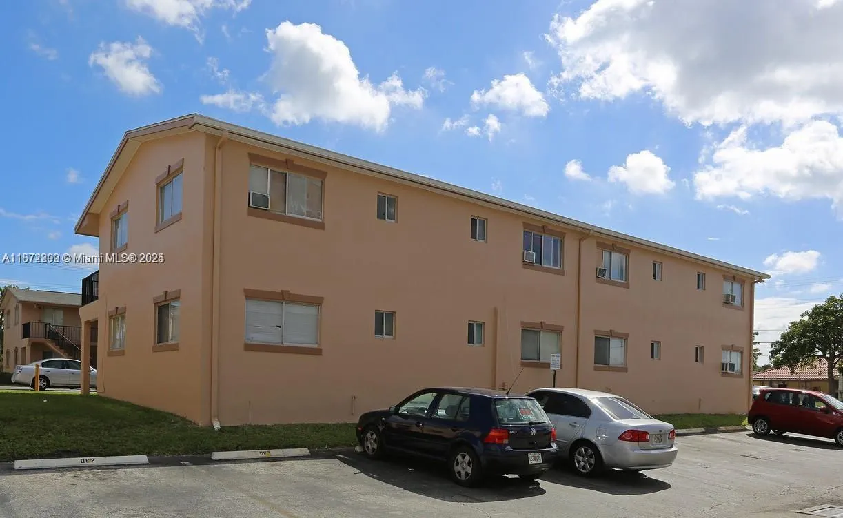 1829 N A St, #44