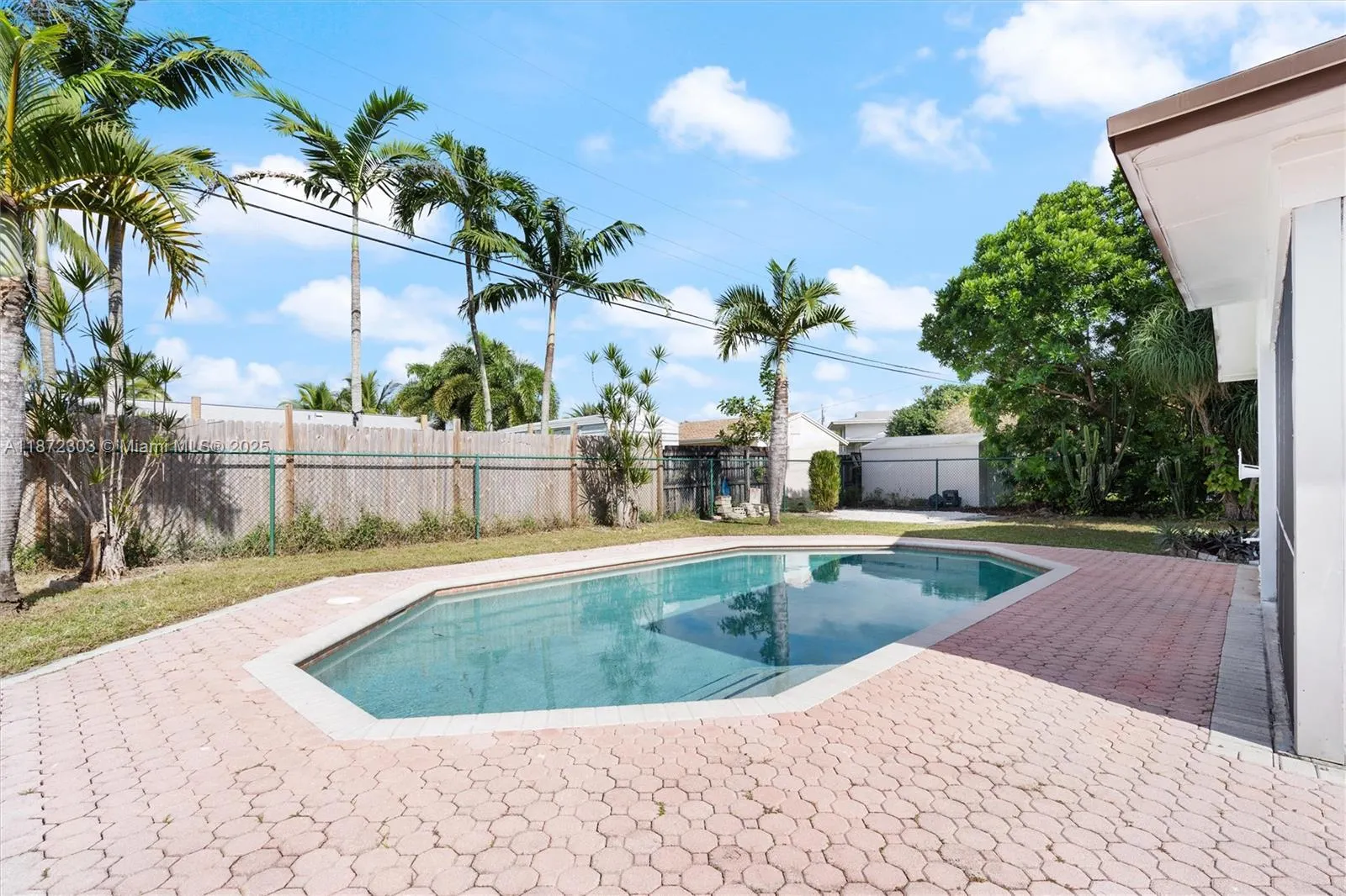 4331 NW 9th Ct