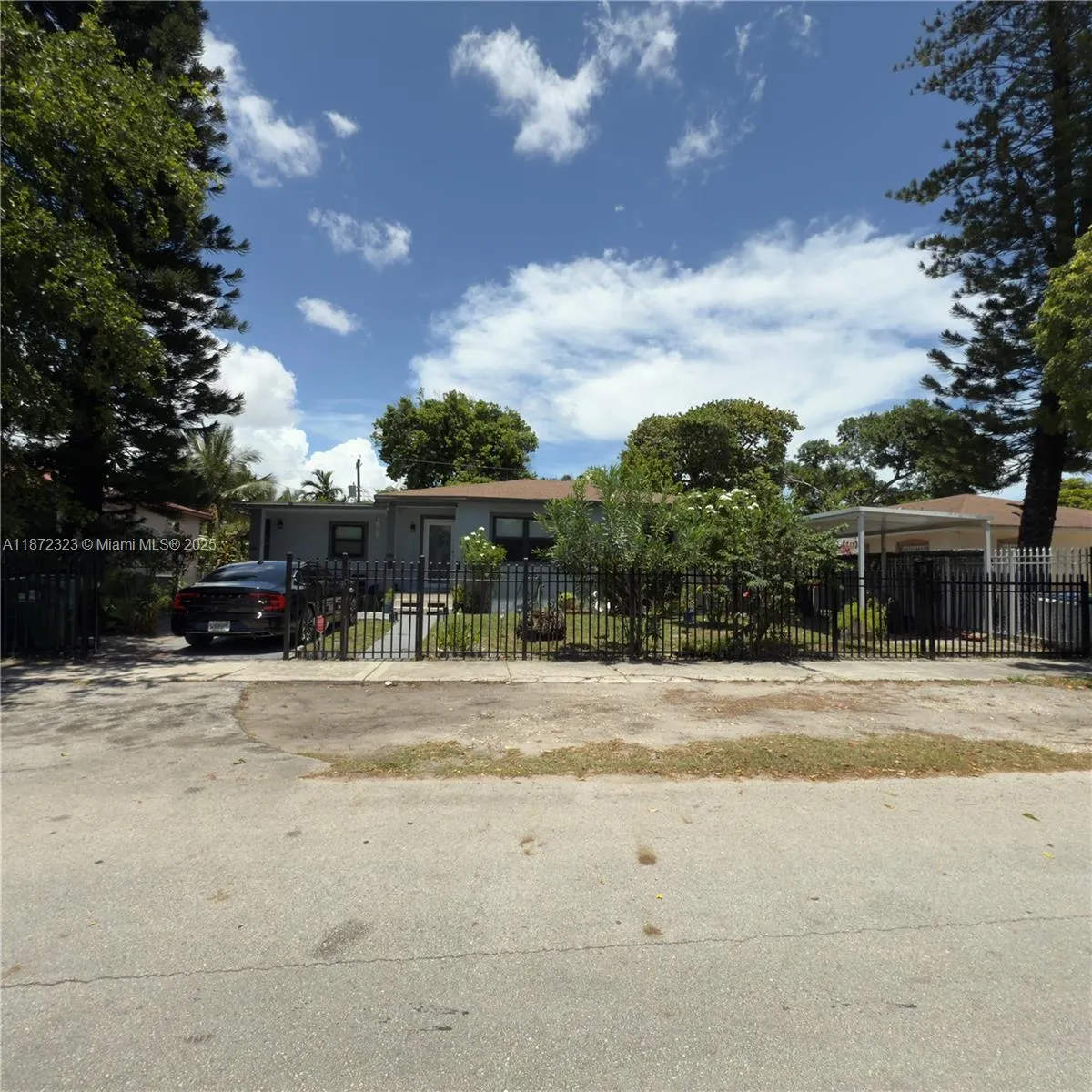 2921 NW 66th St