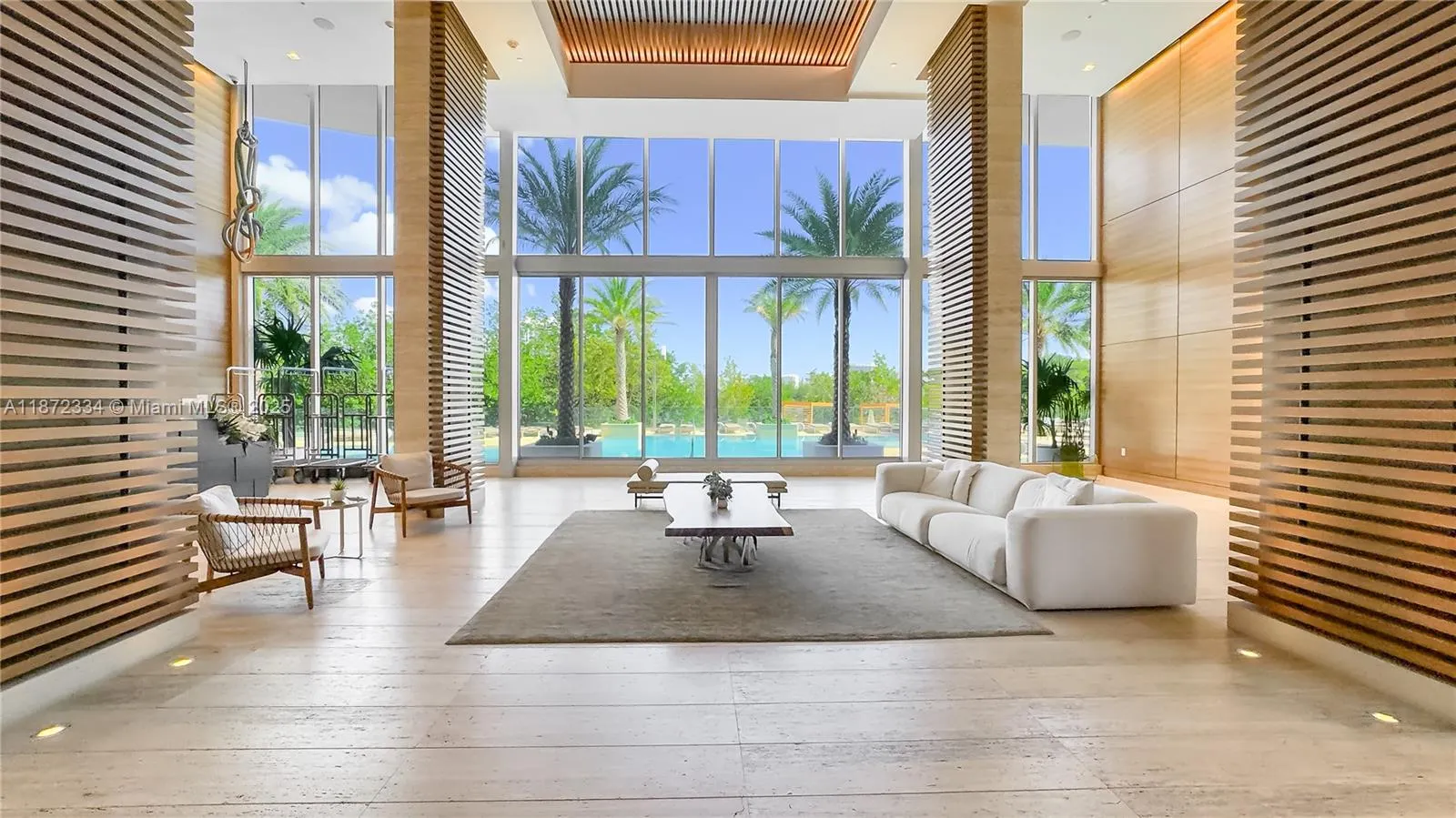 16385 Biscayne Blvd, #405