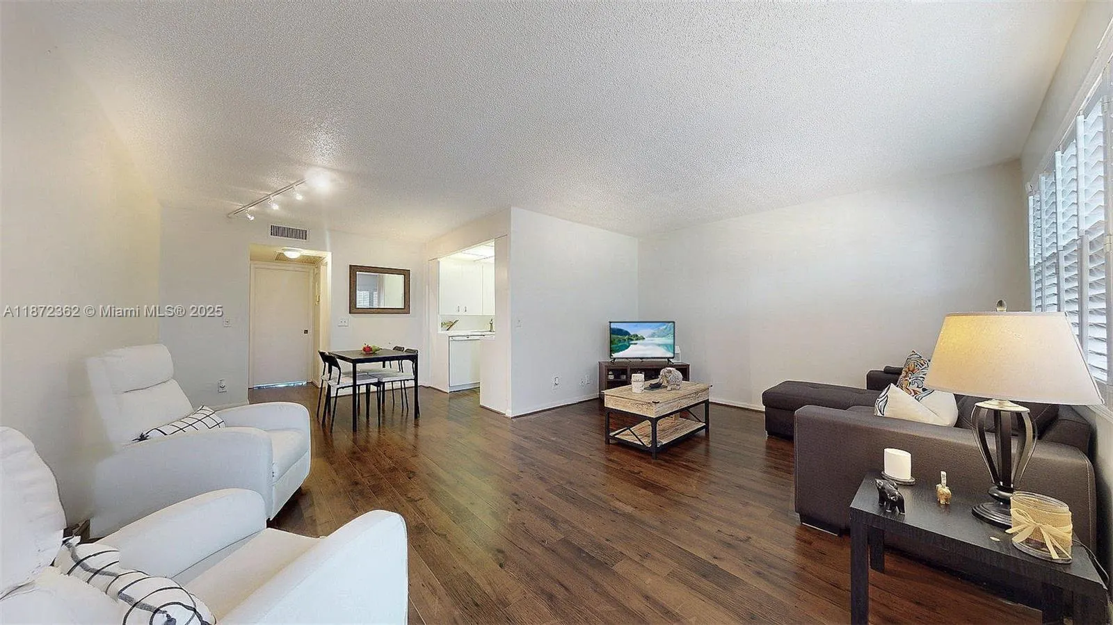 4047 Rexford C, #4047