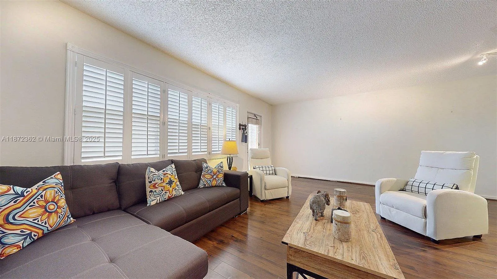 4047 Rexford C, #4047