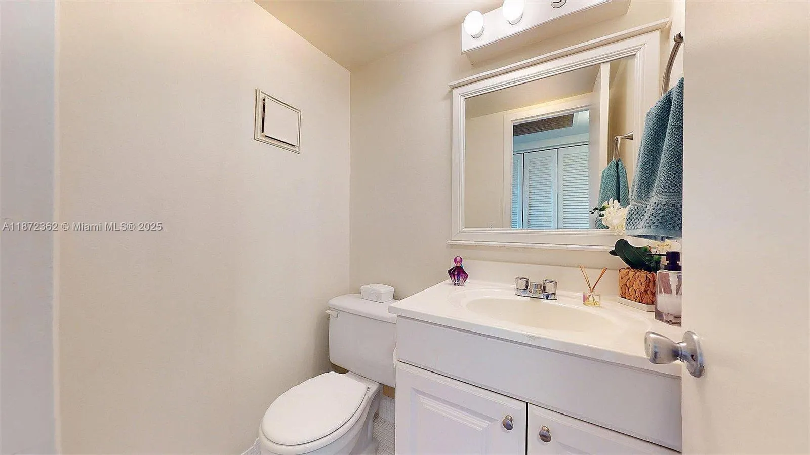 4047 Rexford C, #4047