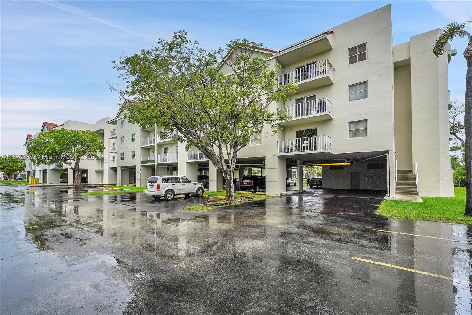 8260 SW 210th St, #201