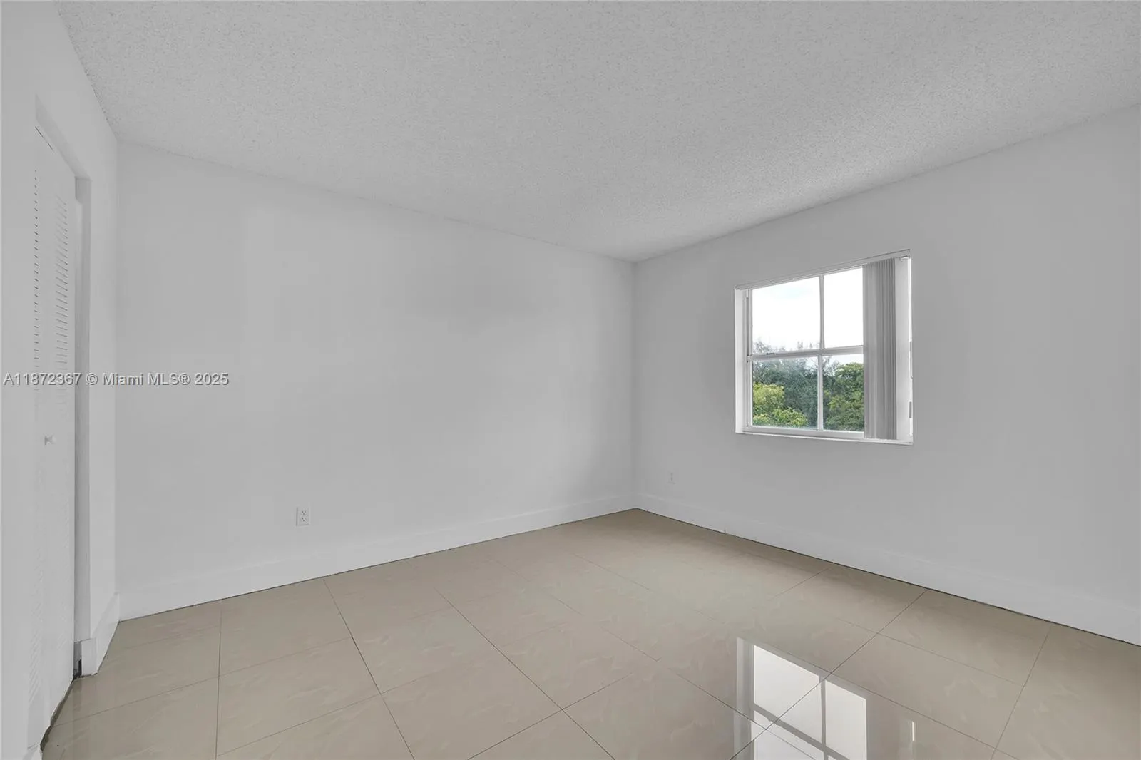 8260 SW 210th St, #201