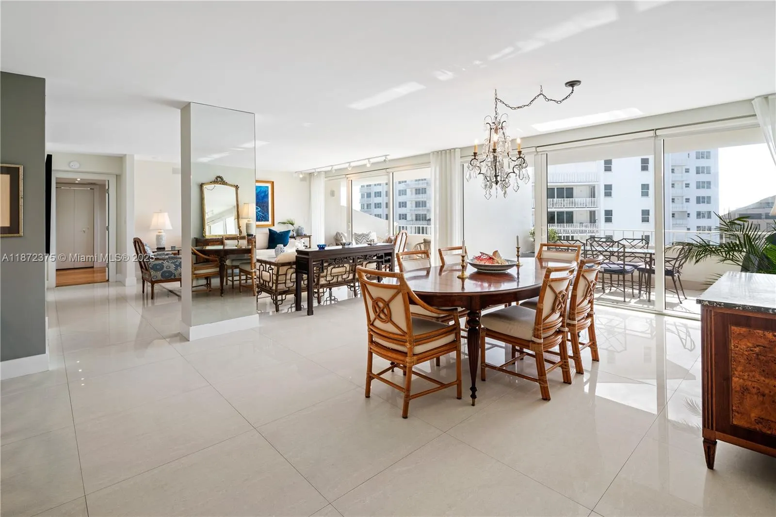 199 Ocean Lane Dr, #1005