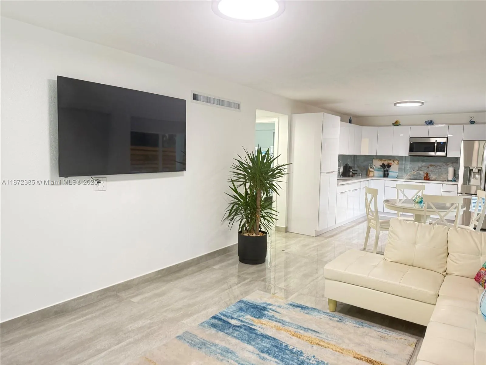 60 SE Marlin Ave, #2