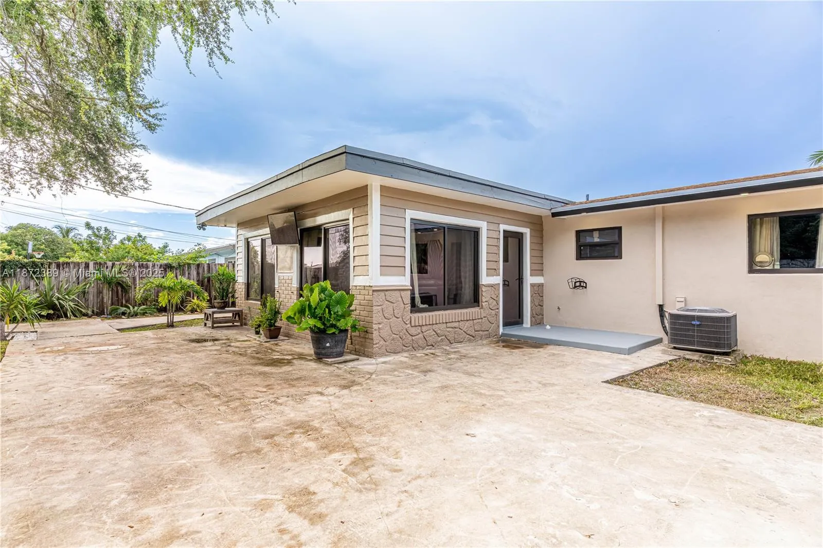1262 NW 172nd Ter
