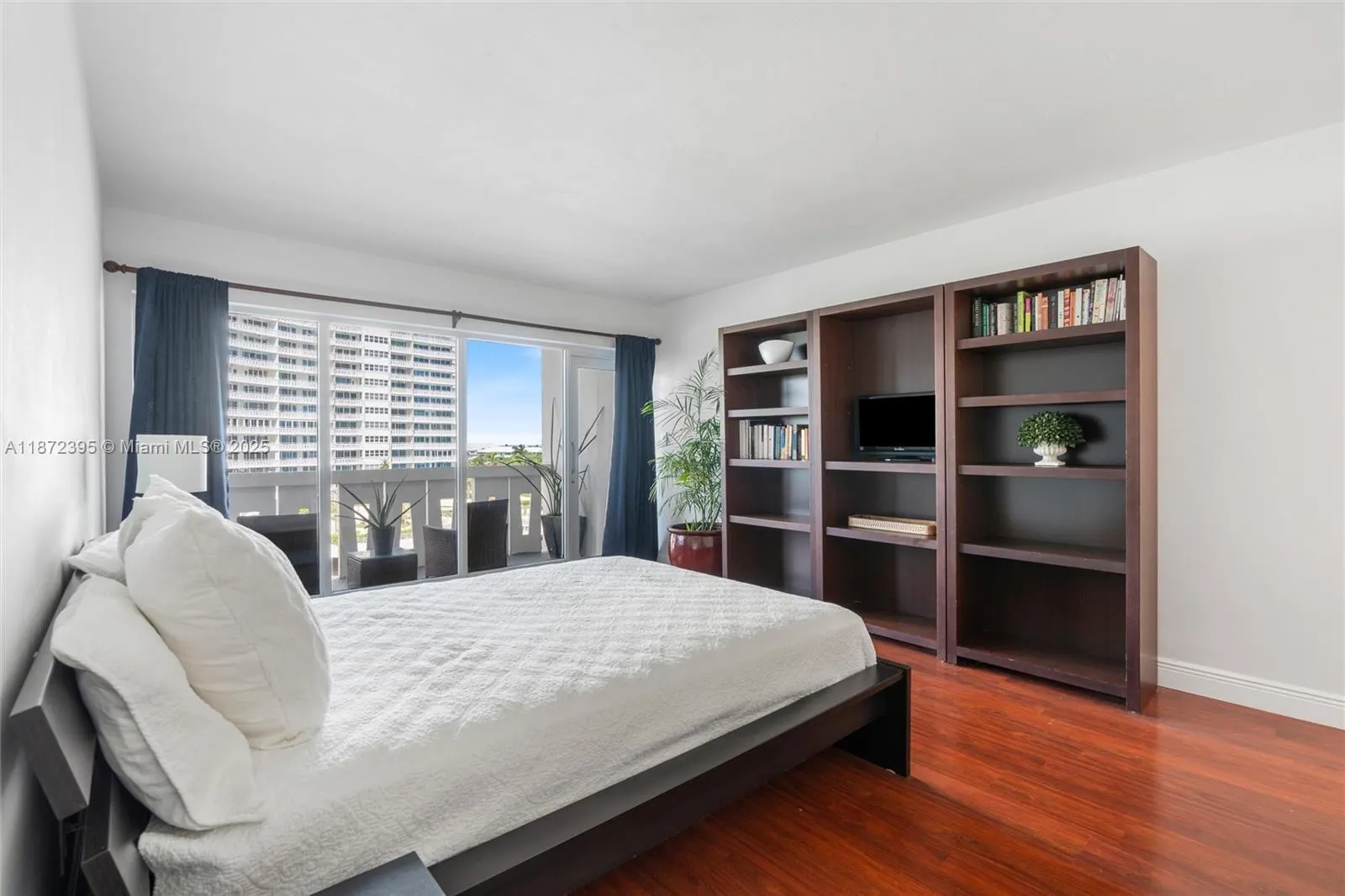 2100 S Ocean Dr, #5CD