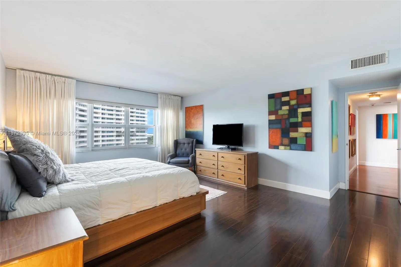 2100 S Ocean Dr, #5CD