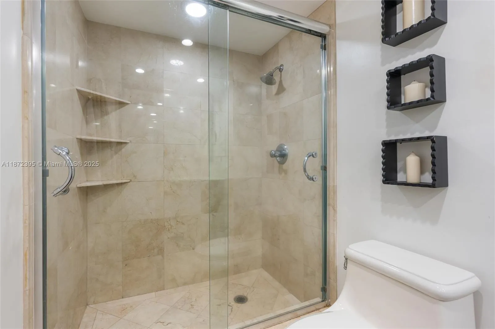 2100 S Ocean Dr, #5CD