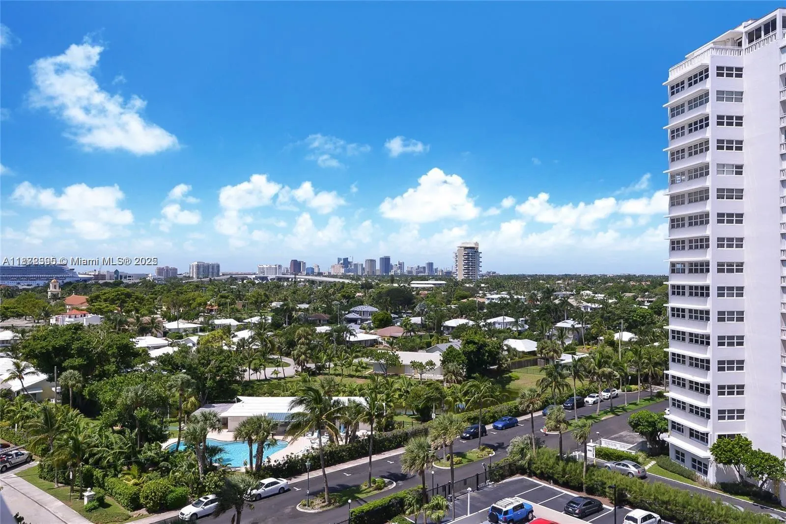 2100 S Ocean Dr, #5CD