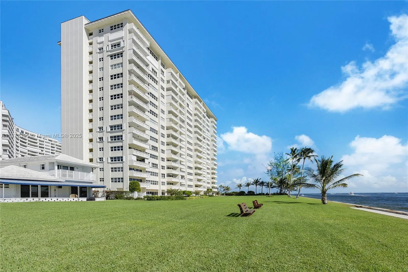 2100 S Ocean Dr, #5CD