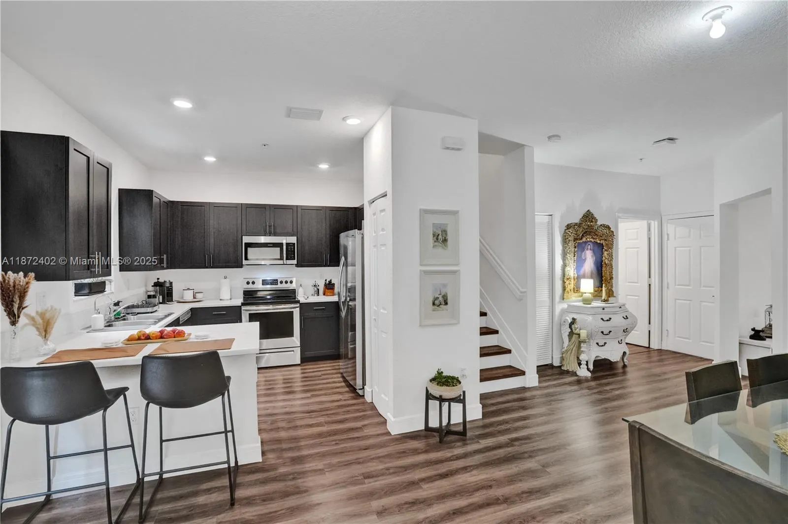 136 SW 185th Way