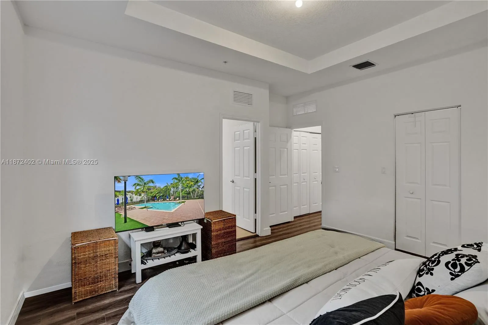 136 SW 185th Way