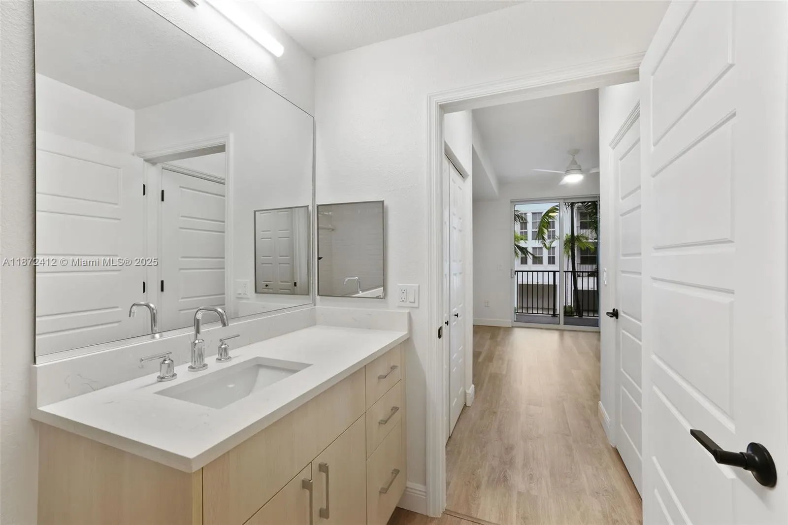 10170 SW 7th St, #40-208