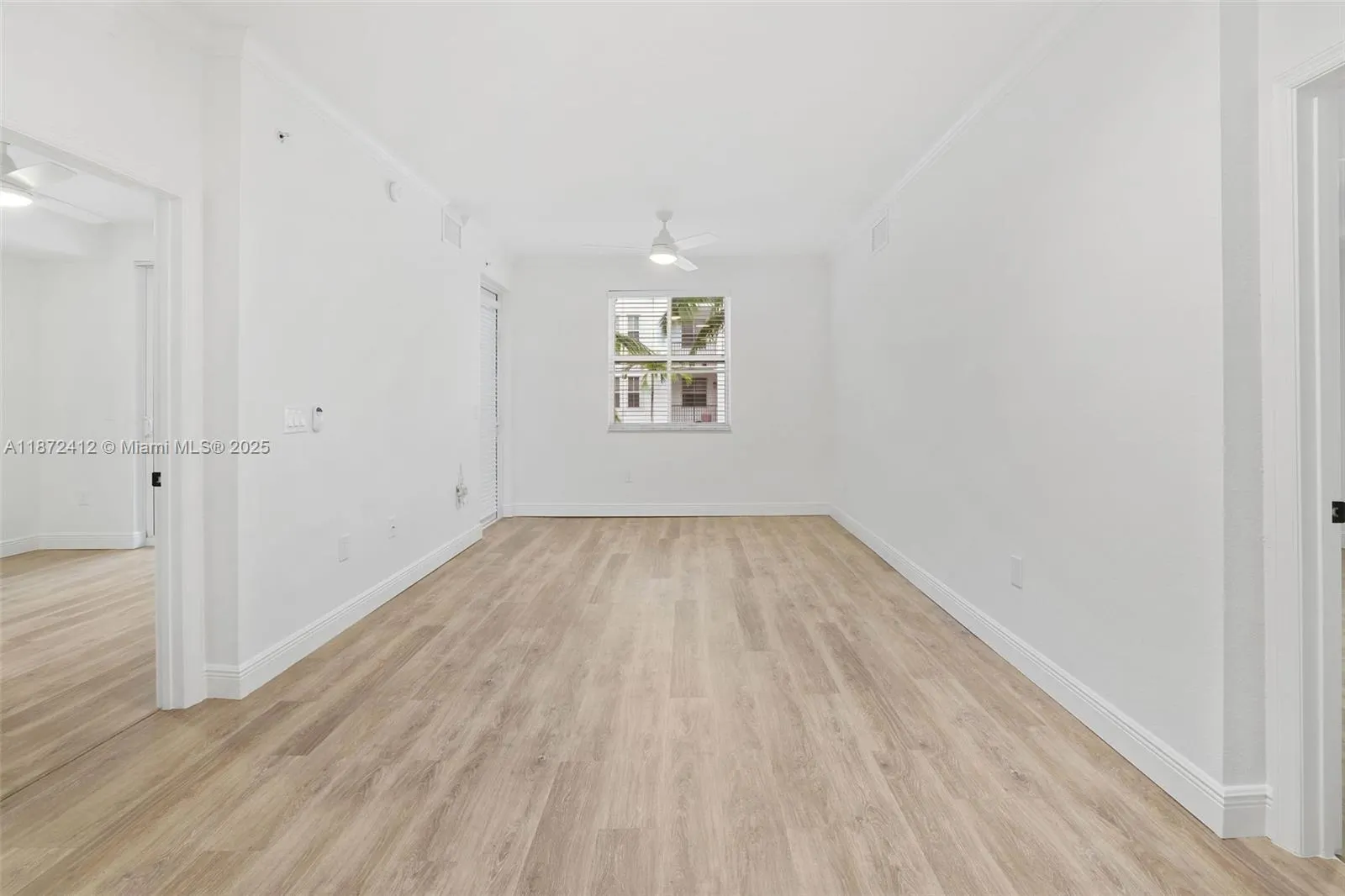 10170 SW 7th St, #40-208